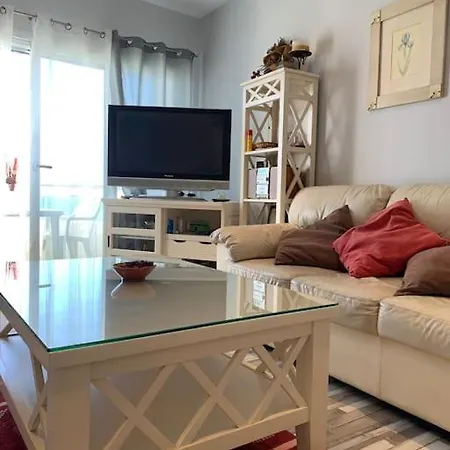 Primera Linea De Playa Calahonda Mijas アパート *